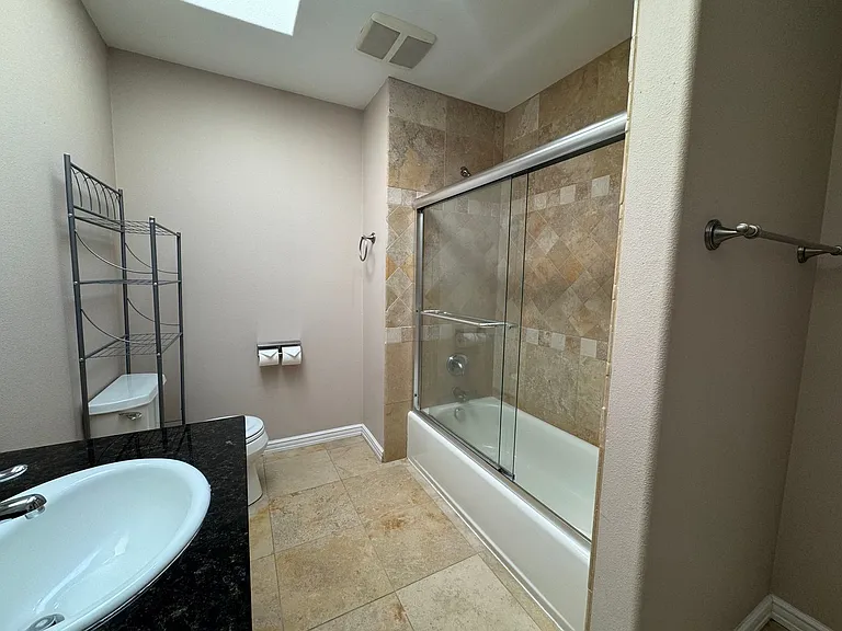 4467 Castlerock Dr — Photo 47