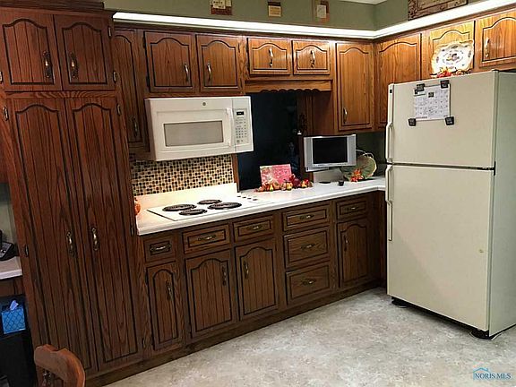 4th image of 106 Denan Dr