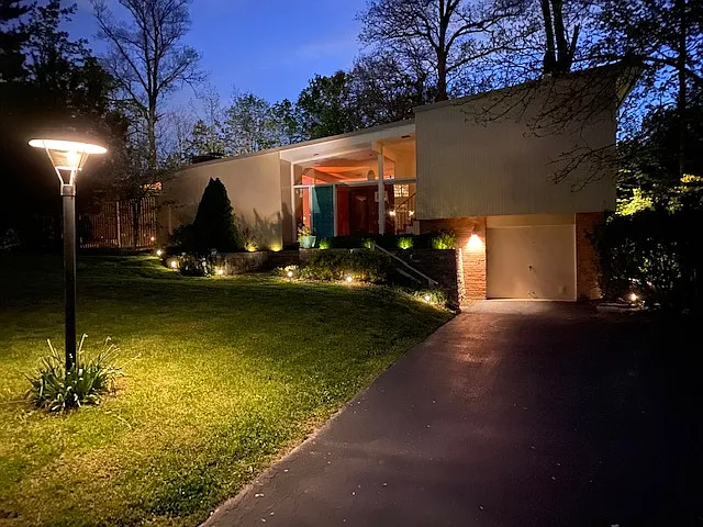 10251 Pendery Dr — Photo 6