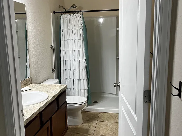 2109 Golden Lake Loop St — Photo 20