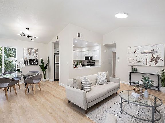 4th image of 200 Norris Canyon Pl APT D