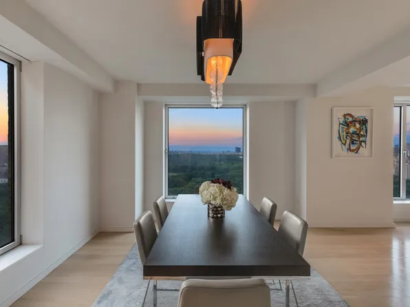 160 Central Park South 2701/2703 image 2 of 14