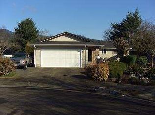 1482 Delrose Ave, Springfield, OR 97477