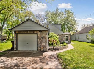 1794 Meadow Dr, Monroe, MI 48162