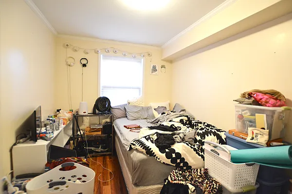 Rented by Rental Solutions Inc | media 14