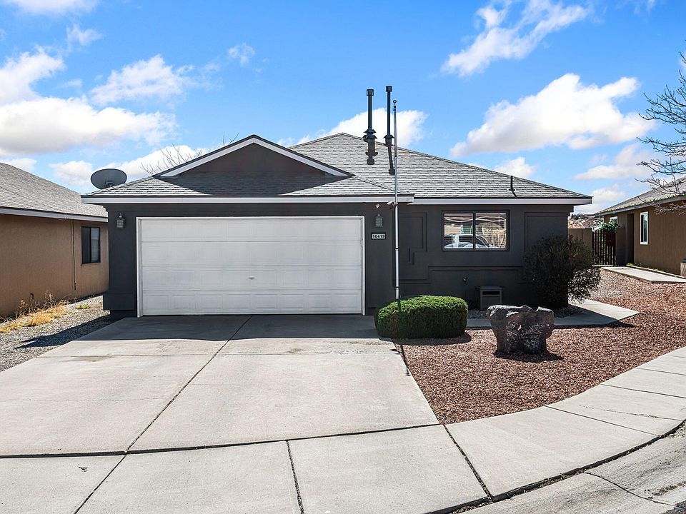 1st image of 10419 Arroyo Crest Dr NW