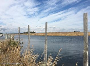 286 Dock Rd, West Creek, NJ 08092