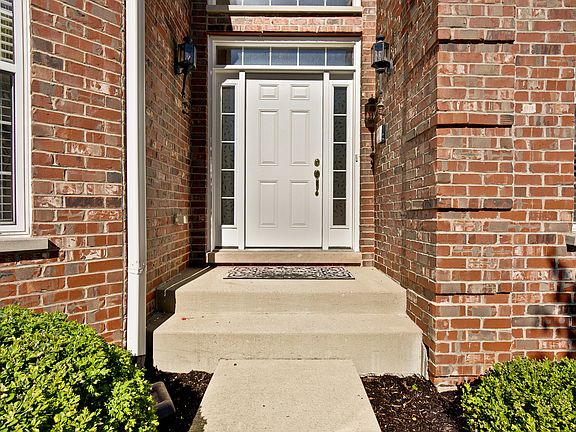2nd image of 332 Victor Ln