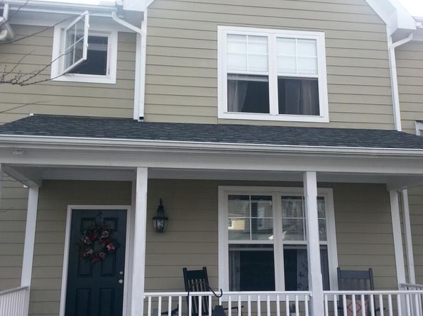 388 Joliet Ct
