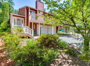 10028 SW Quail Post Rd, Portland, OR 97219