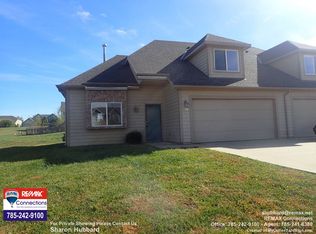 914 Deer Ridge Ct, Baldwin City, KS 66006
