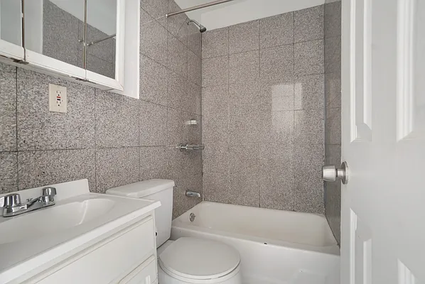 Rented by Compass | media 20