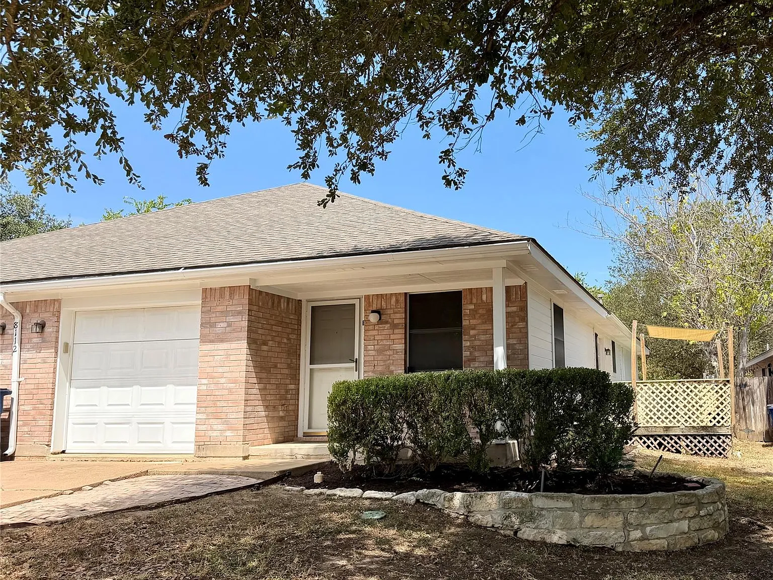 3 bed, 2.0 bath, 1128 sqft, $1,775 — Photo 2
