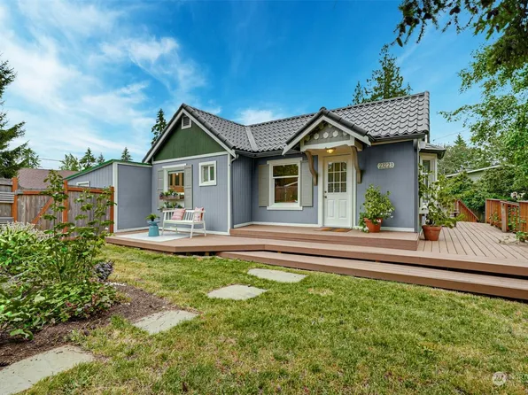 23223 Brier Road, Brier, WA 98036