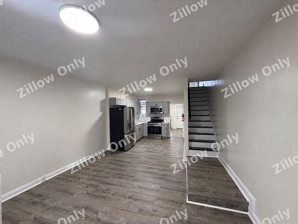 1st image of 1028 Langham Ave