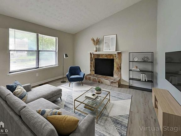 3rd image of 2605 Winding Creek Dr