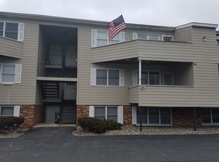 214 West Rd APT 23, Pleasant Valley, NY 12569