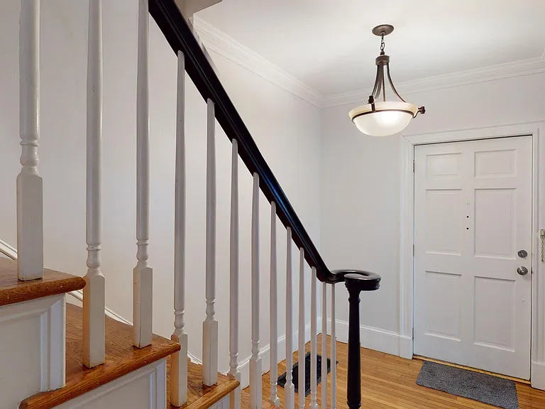 10 Ashton Pl — Photo 4
