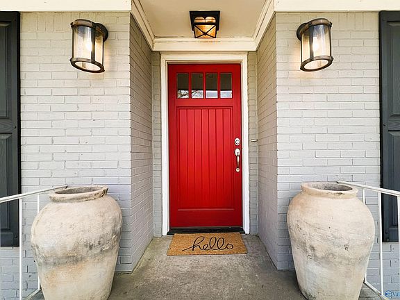 3rd image of 417 Wildhaven Cir