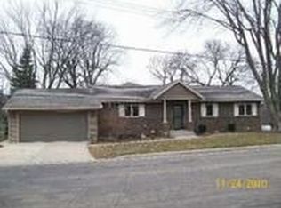 1819 Brookside Cir, Albert Lea, MN 56007