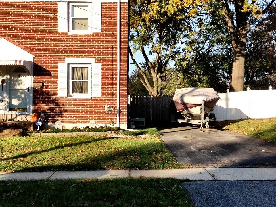 2nd image of 112 Tennessee Ave