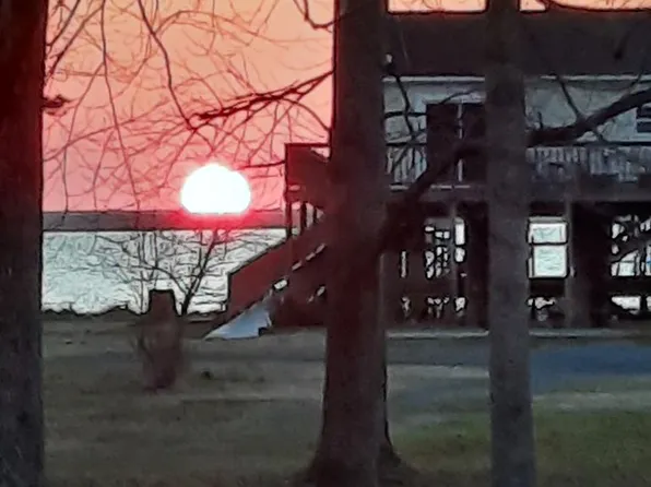 33371 Nocks Landing Rd, Atlantic, VA 23303