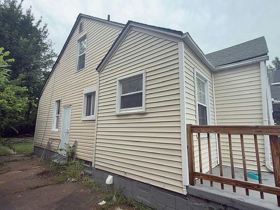 2nd image of 9565 Winthrop St