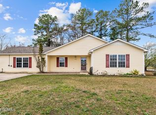 609 Darkwood Dr, Havelock, NC 28532