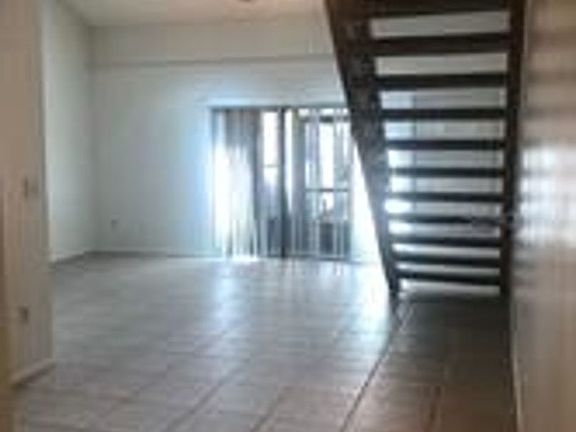 2nd image of 2836 Hunt Club Ln #2B