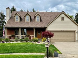 8719 Edgerton Dr, Powell, OH 43065