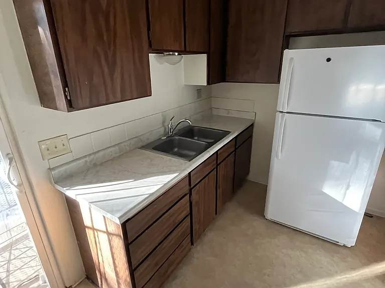 4300 Gray St — Photo 14