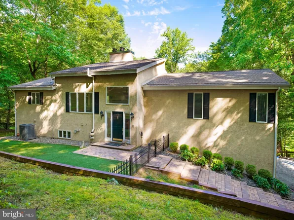 3300 Sawmill Rd, Newtown Square, PA 19073