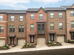 9261 Wood Violet Ct, Fairfax, VA 22031
