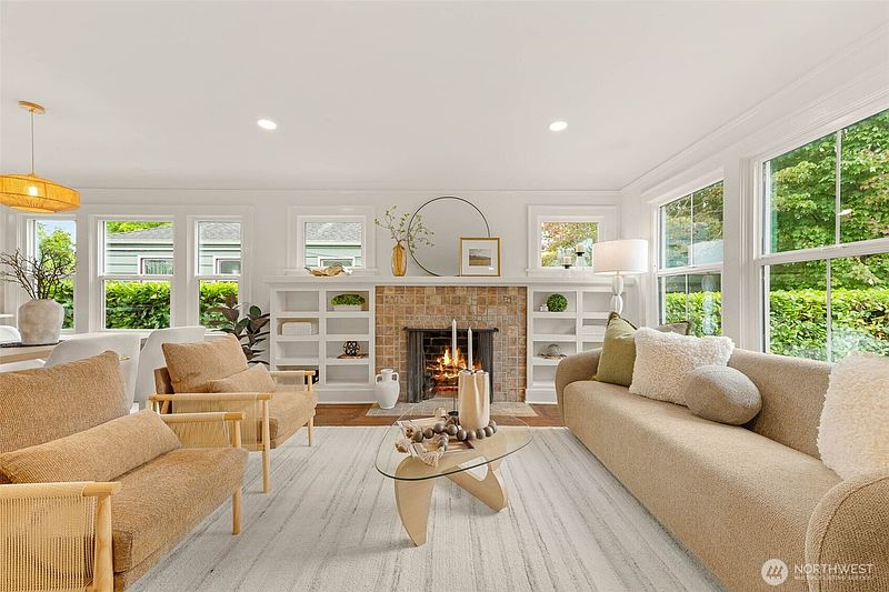 3rd image of 7534 Jones Avenue NW