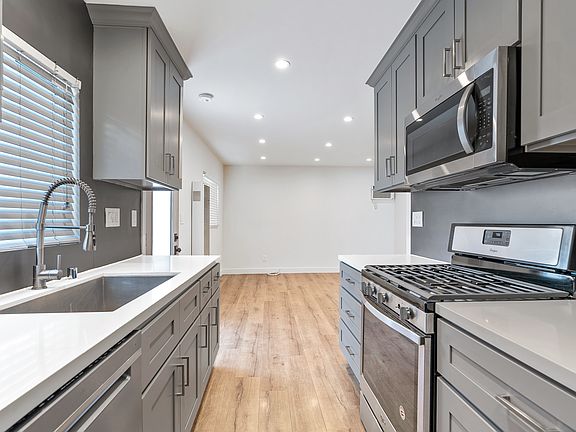 3rd image of 3316 Council St #A
