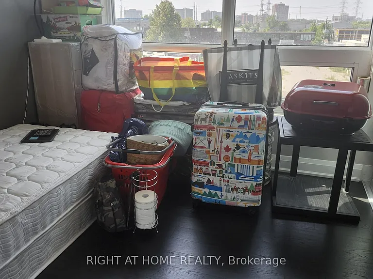 160 Vanderhoof Ave #306 — Photo 26