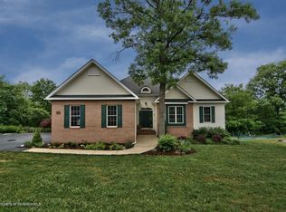 24 Ivy Ln, Dupont, PA 18641