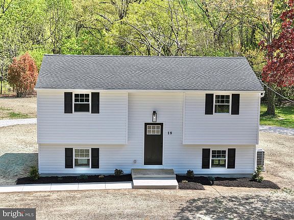 3rd image of 18 Avis Mill Rd