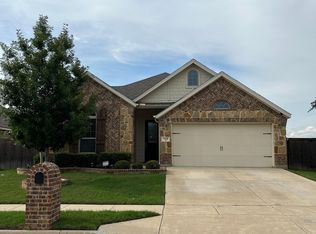 432 Foxcraft Dr, Fort Worth, TX 76131