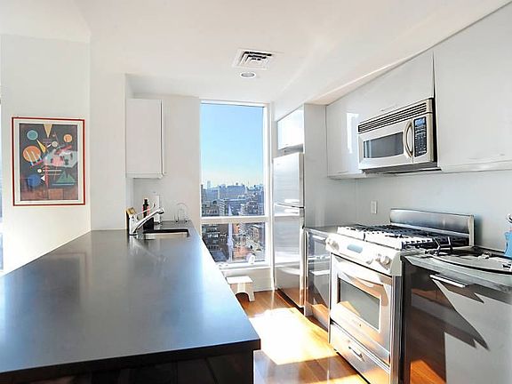 2nd image of 350 W 42nd St APT 21G