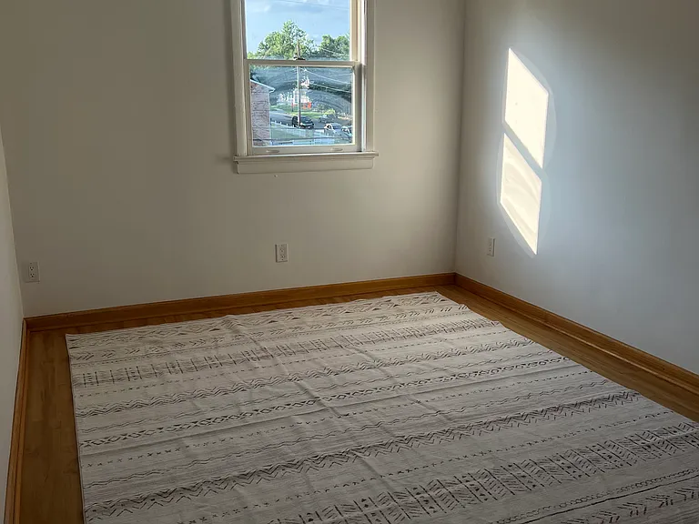 2410 Perry St #4 — Photo 5