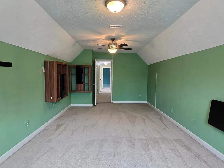 4488 Penhurst Ct — Photo 37