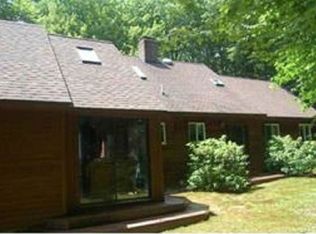 505 E Cotton Hill Rd, New Hartford, CT 06057