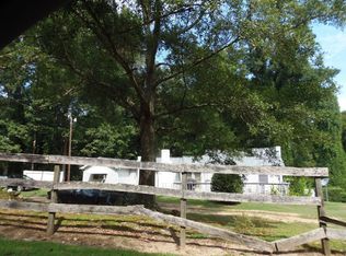 352 River Hill Rd, Enoree, SC 29335