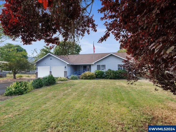 4311 Long St, Sweet Home, OR 97386