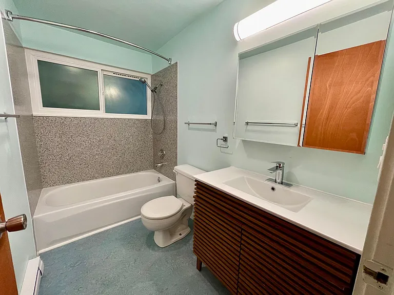 Newly update bath, vanity set, and lightings.