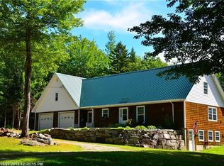 6 McKeen Rd, Verona Island, ME 04416