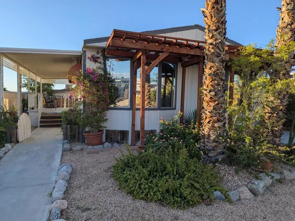 69571 Parkside Dr, Desert Hot Springs, CA 92241