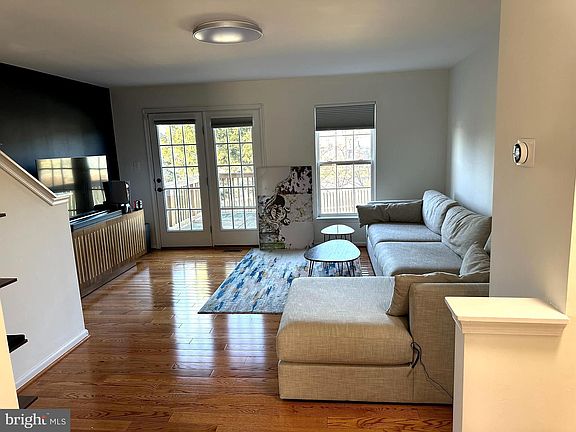 2nd image of 8374 Hunter Murphy Cir