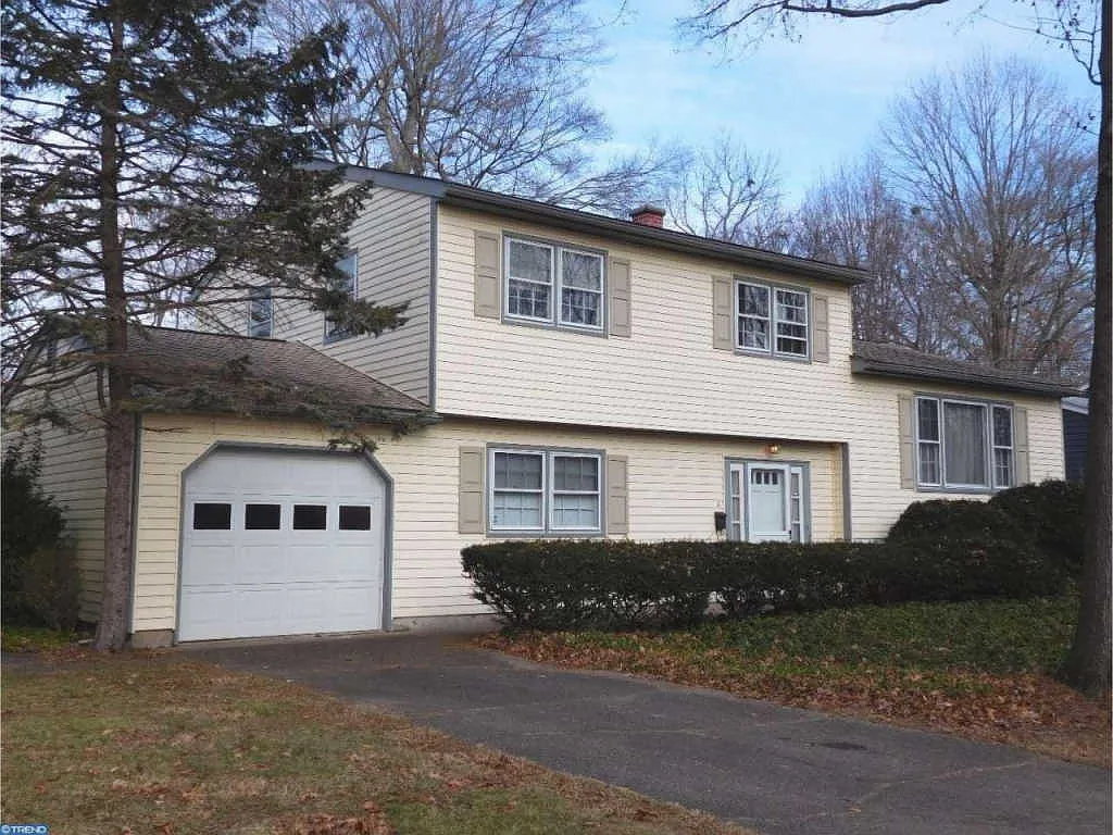 8 Clementon Way photo 1